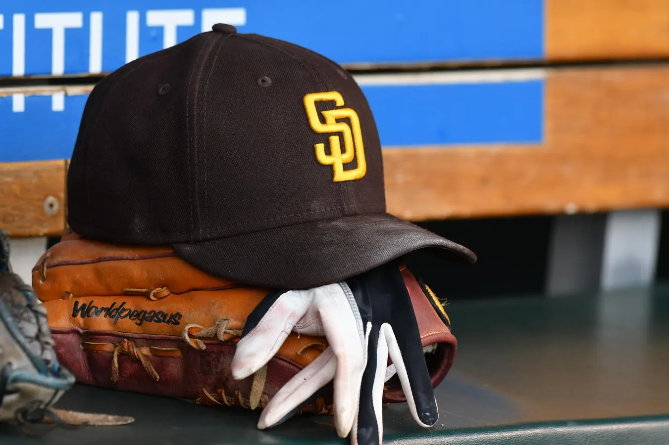 Padres’ Former Catcher With Unique Dodgers History, ‘Field Of Dreams’ Role Dies