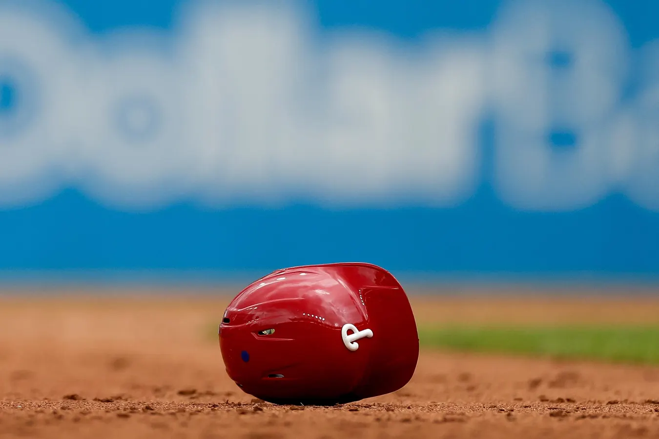 Phillies Pitcher Sends 2-Word Message After Collapsing On Mound