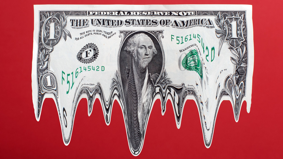 Traders placing record bets on dollar collapse – Bloomberg — RT Business News