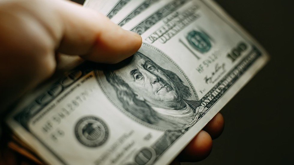 US dollar’s global role at risk – German regulator — RT Business News