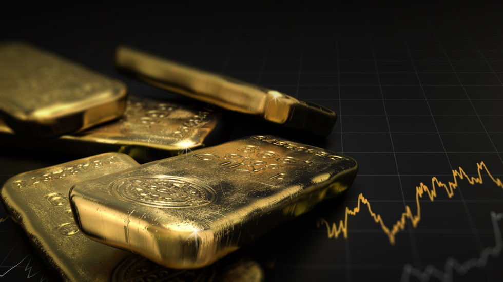 Gold and silver extend slide after record-breaking rally — RT Business News