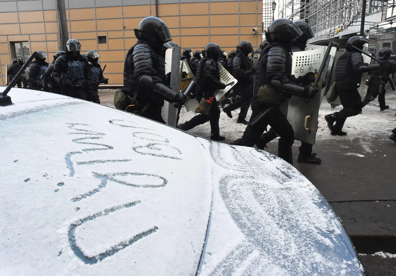 “Putin’s Poisons” Used In UK Attacks Portend Chemical War On NATO