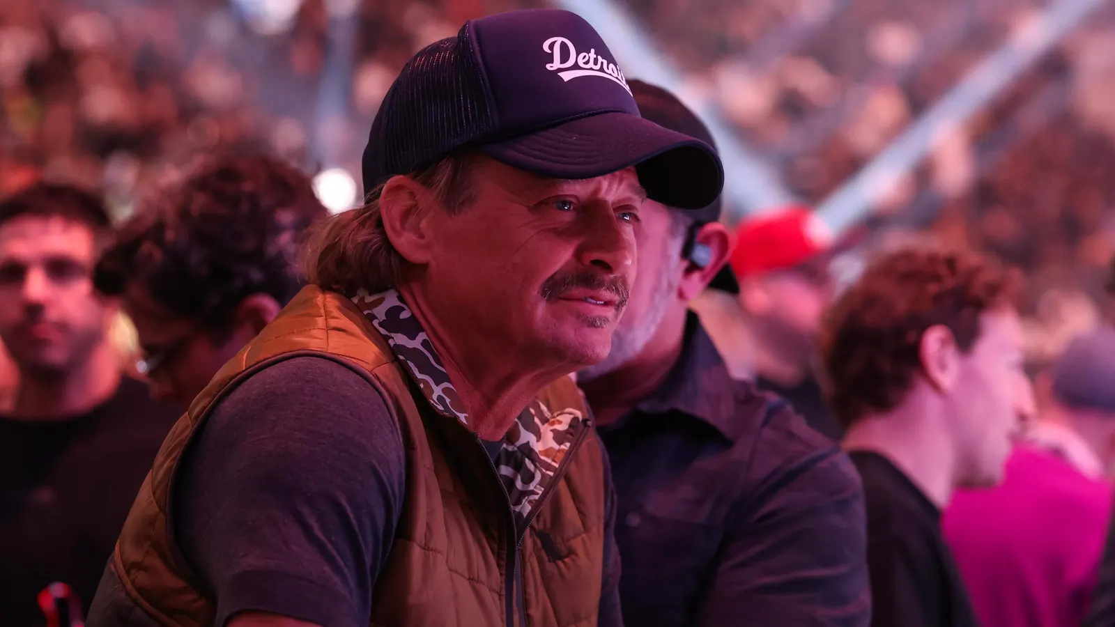 Army Suspends Helicopter Crew That Flew By Kid Rock’s Home, Report Says