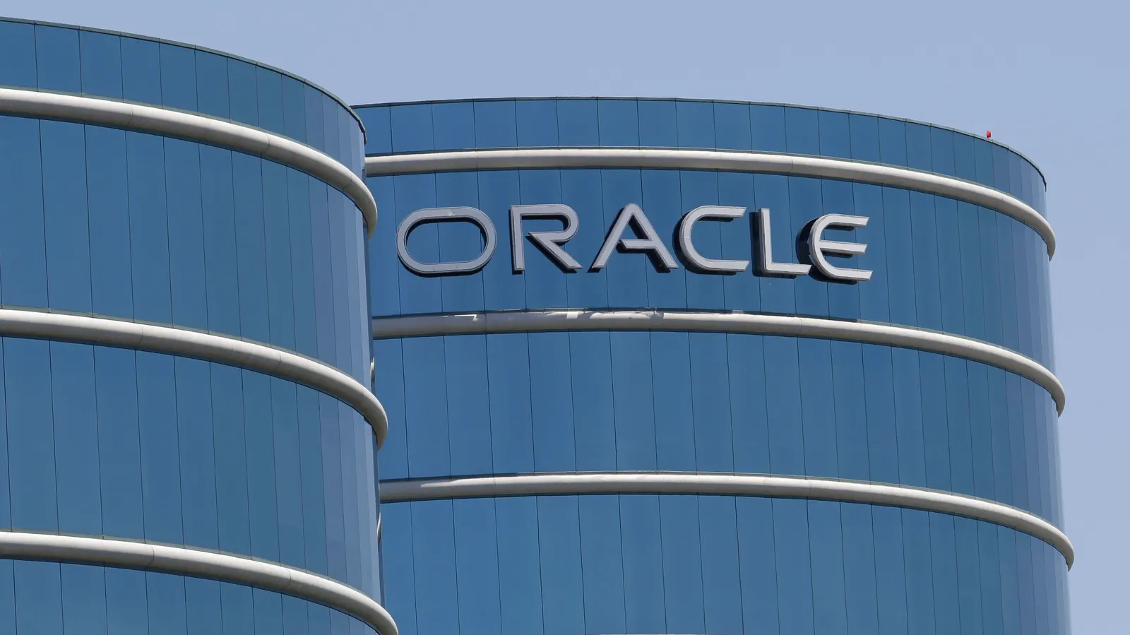 Oracle Fires Thousands Of Employees