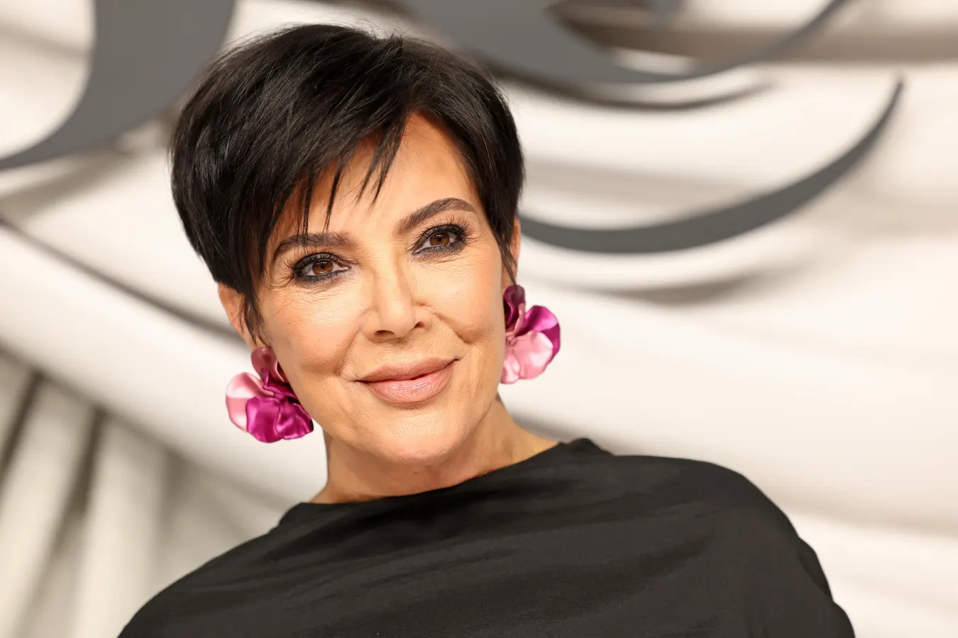 Why Is Kris Jenner Trending In China? The Viral Meme, Explained