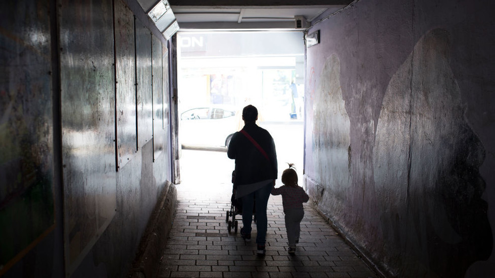 Britons working harder for less – report — RT Business News