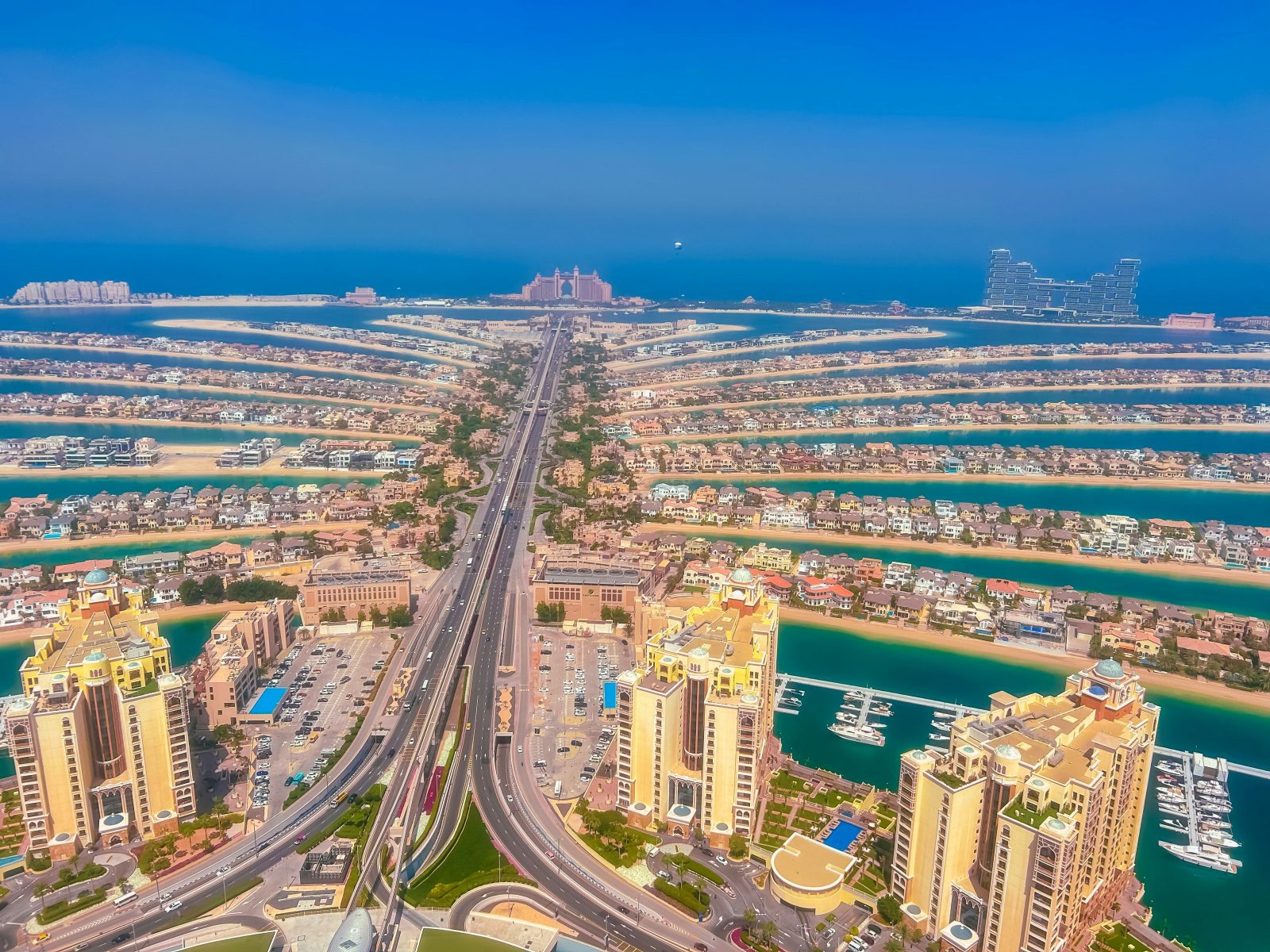 Dubai’s Safe Haven Image Shattered as War Triggers Panic Selling Fears