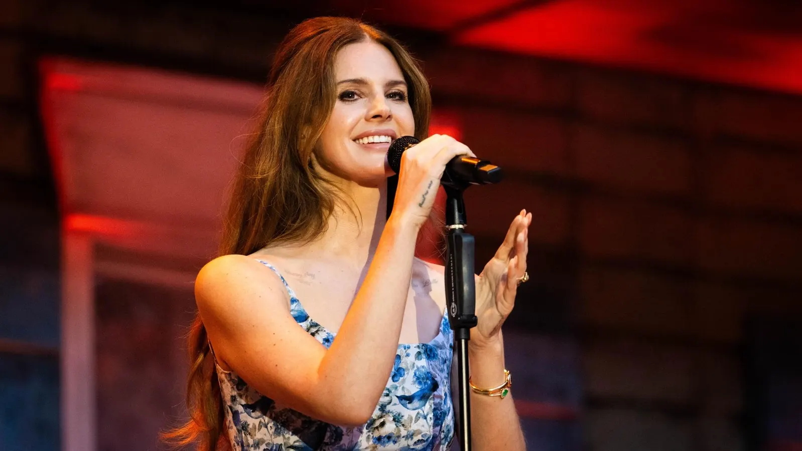 Lana Del Rey’s Debut Album Reaches A Landmark Before Her New Set Drops