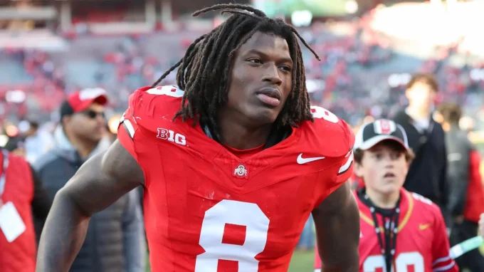 Arvell Reese Responds To Concerns Over Lack Of Experience Entering 2026 NFL Draft, Names Surprising Past Star As Favorite Player