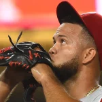 Long-Time Phillies Pitcher Joins AL Franchise After Mets Cut