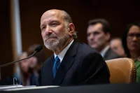 Trump’s Pay-To-Play ‘Gold Card’ Visa Draws Just 1 Approval So Far