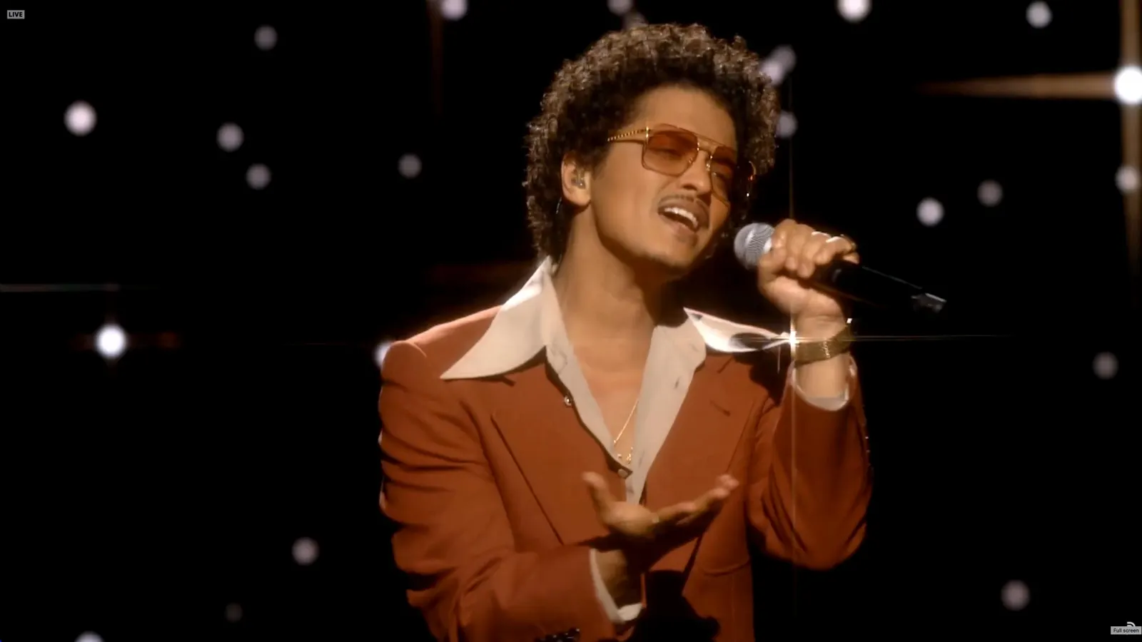 Bruno Mars Returns To The Charts With Multiple Hits From Different Eras