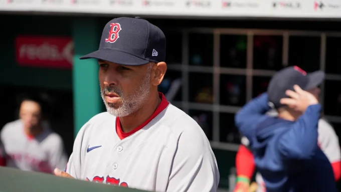 Red Sox’s Former Manager Alex Cora Could Be Phillies’ Top Rob Thomson Replacement