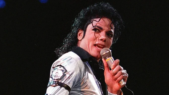 Michael Jackson’s Classic Hit Single Dances To A New Chart Peak