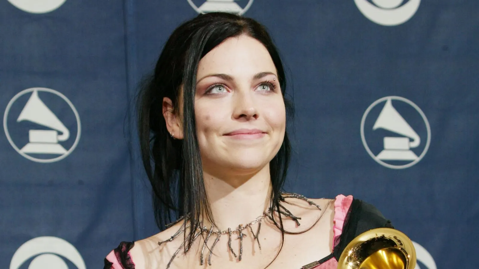 Evanescence’s New Single Brings Several Past Smashes Back To The Charts