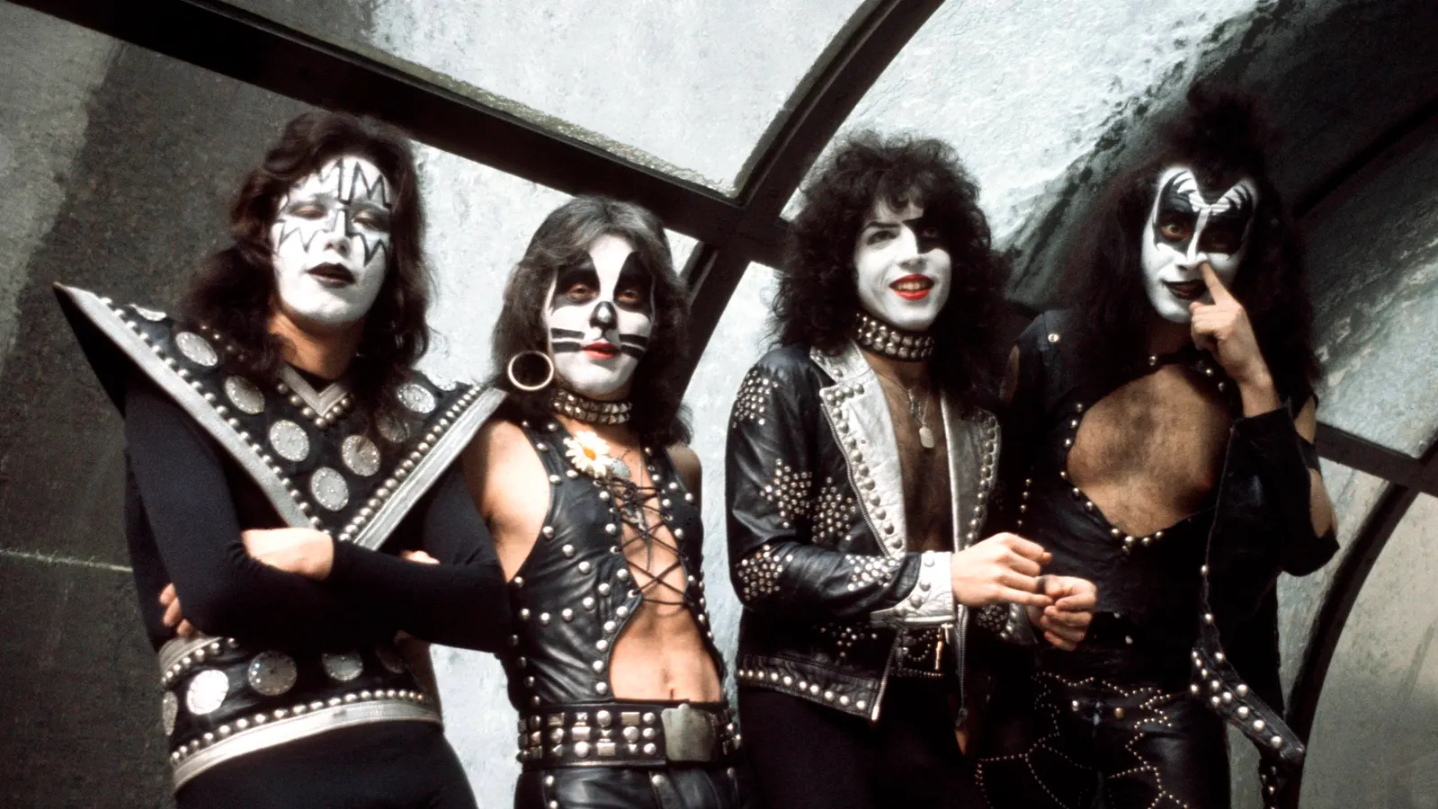 Kiss Doubles Its Hits On Several Charts With An Exciting New Release