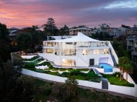 Delays That Pay: The Hidden Advantage of Off-the-Plan Property in Australia and Bali — If You Know the Rules