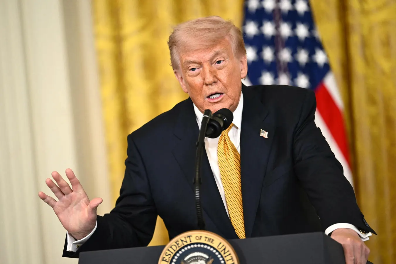 Trump Delays New EU Tariffs Until July 4