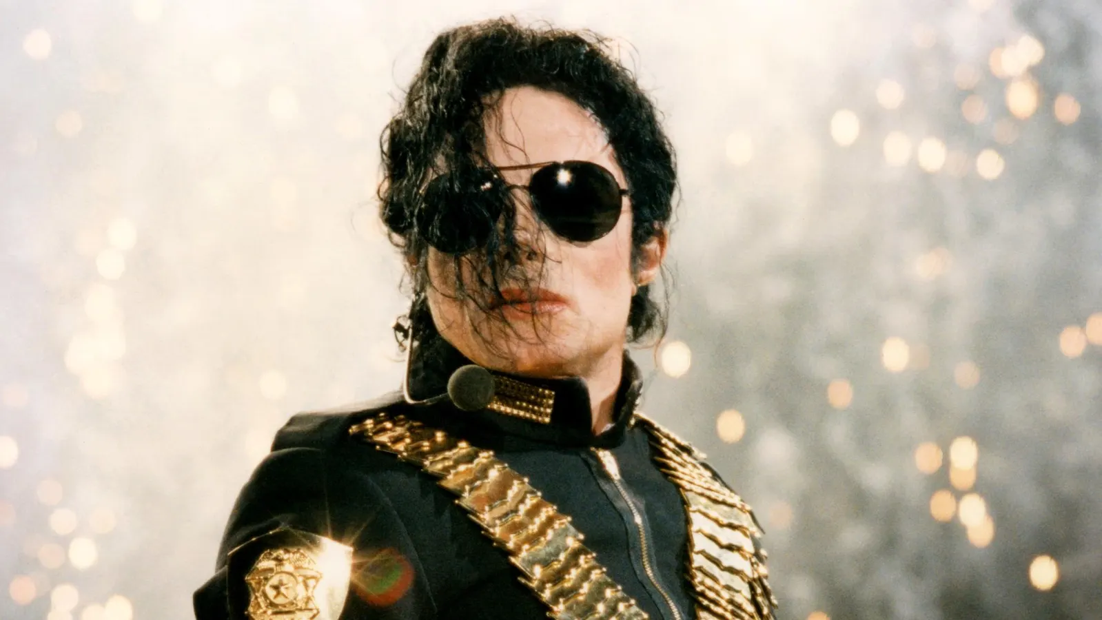 Michael Jackson’s ‘Thriller’ Reaches A Rarely-Seen Sales Milestone