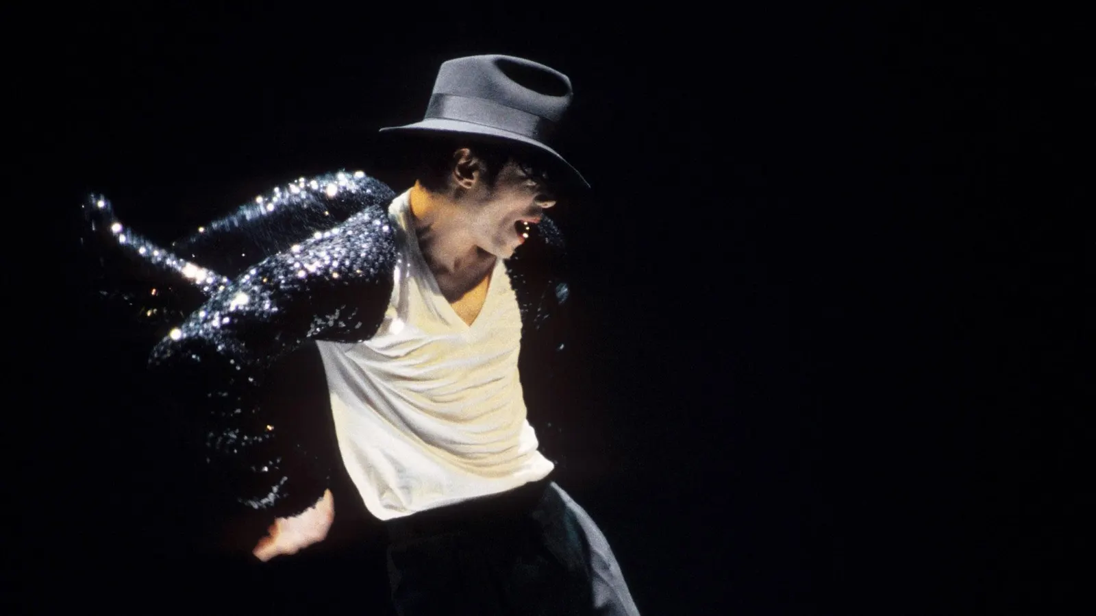 Michael Jackson, Prince And Elvis Presley Score Top 10 Albums On The Same Chart This Week