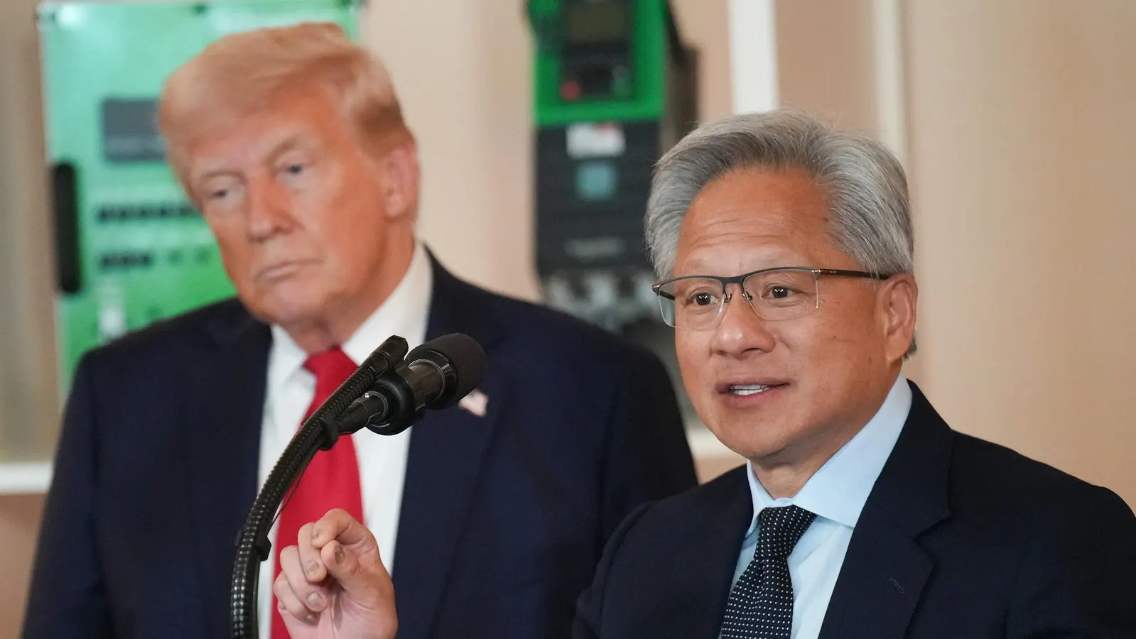 Trump Refutes Media Reports And Says Nvidia’s Jensen Has Joined His Trip To China