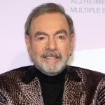 Neil Diamond Blocked From No. 1 On A Chart He’s Never Reached Before
