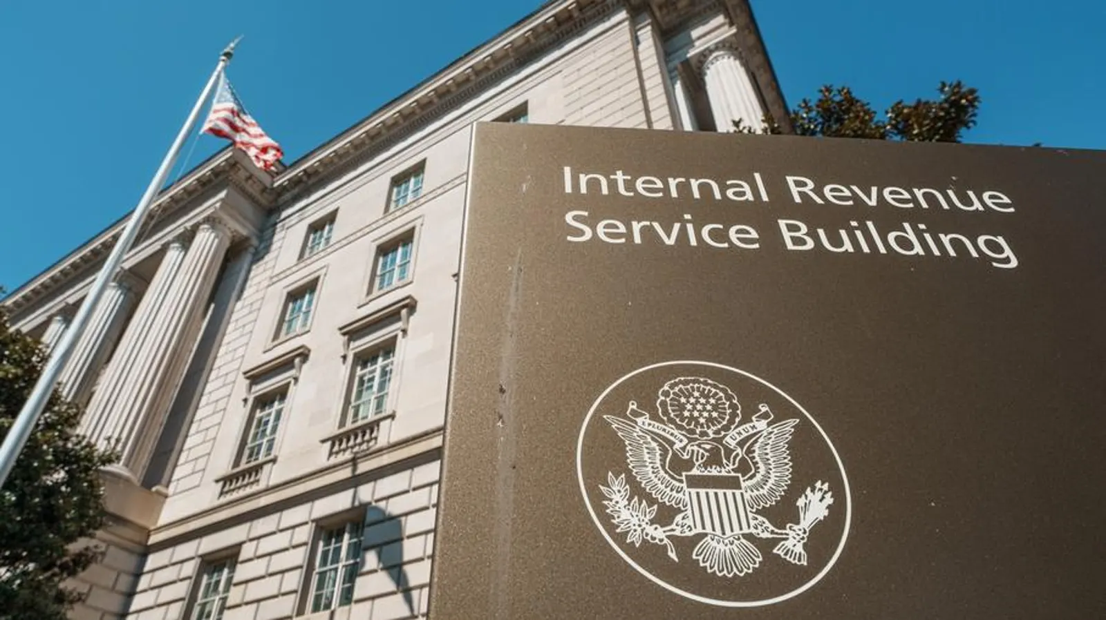 Expanded Trump-IRS Settlement Could Bar Audits of President and Family