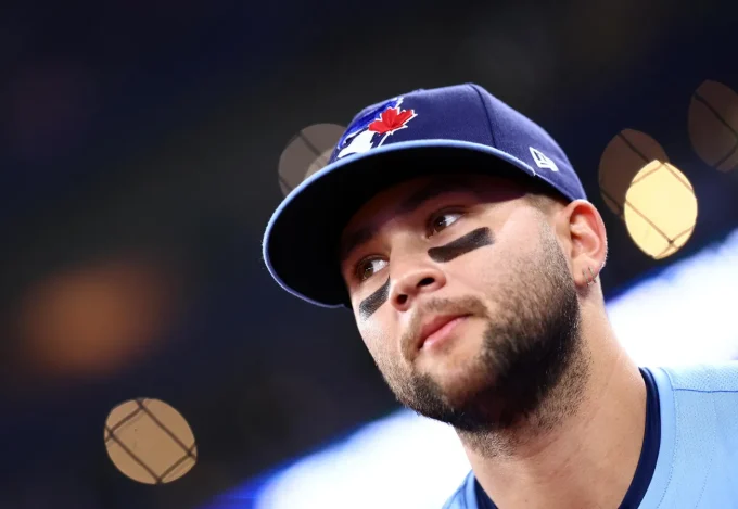Blue Jays Fans Get High-Priced Update From Bo Bichette Favorite After Viral Offer