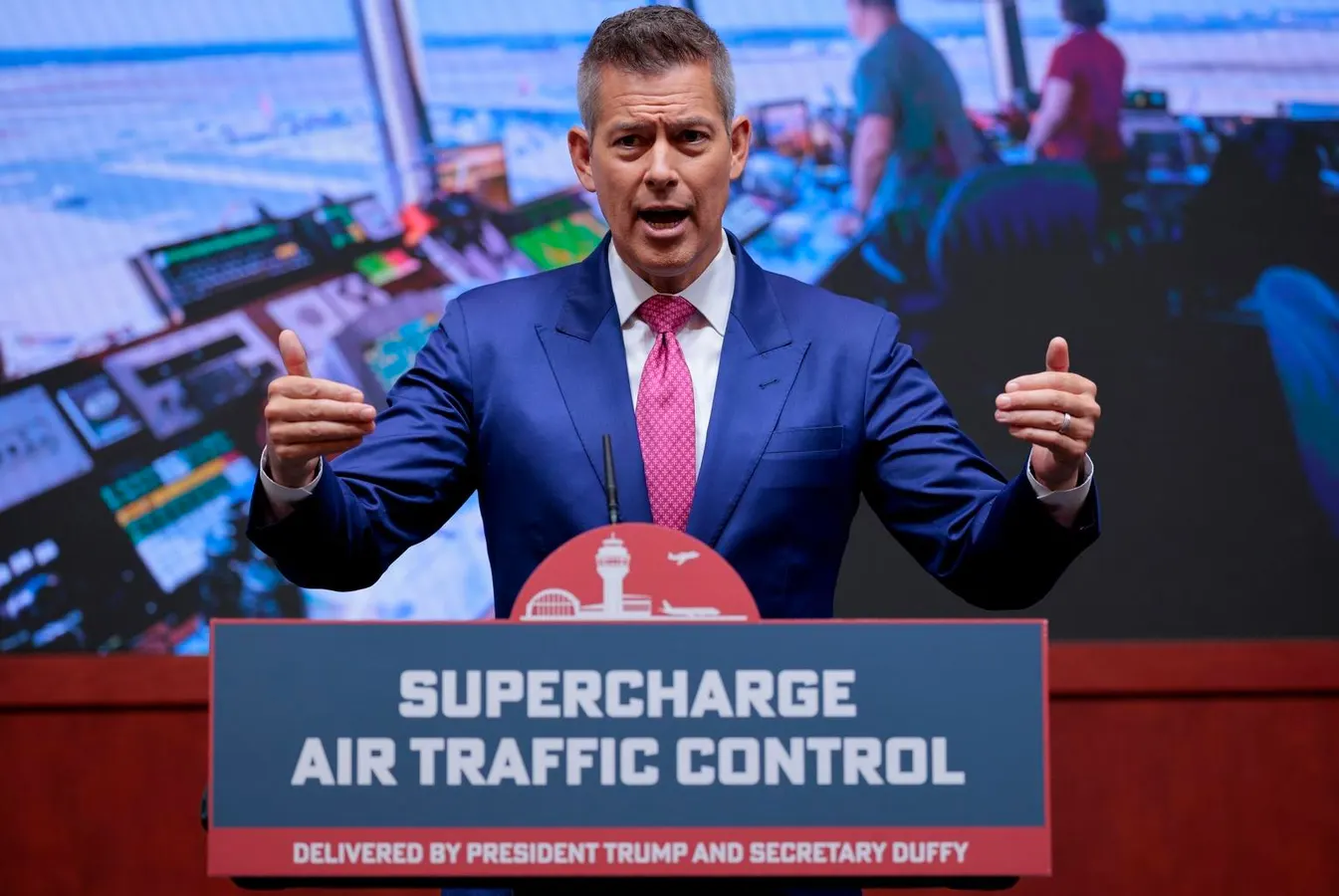 You Can Now Track FAA Efforts To Fix ‘Antiquated’ Air Traffic Control