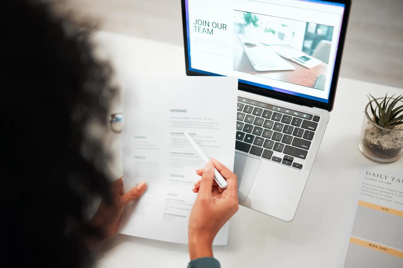 How To Write A Resume For Your First Job After College