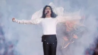 Michael Jackson Pushes 11 Smashes To New Chart Peaks