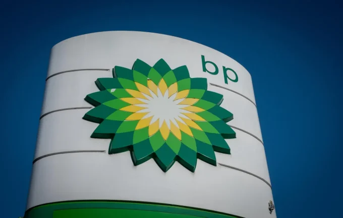 BP Shares Slump After Its Board Removes Chairman Albert Manifold