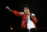 Michael Jackson’s Albums Reach New Peaks — Five Of Them At The Same Time