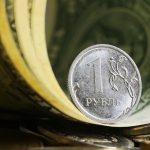 Ruble top performer against US dollar – Bloomberg — RT Business News
