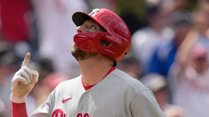 Phillies’ Former Infielder, Replaced By Key Rookie, Ends Career At Age 30