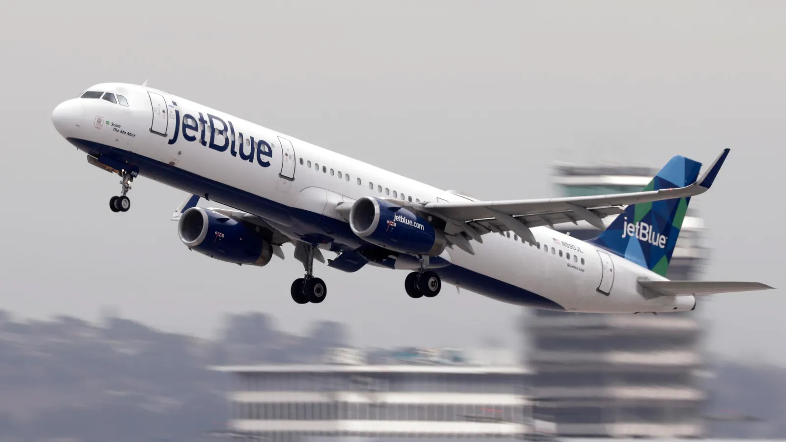 Airline Stocks Tank After JetBlue Warns Of Higher Jet Fuel Prices