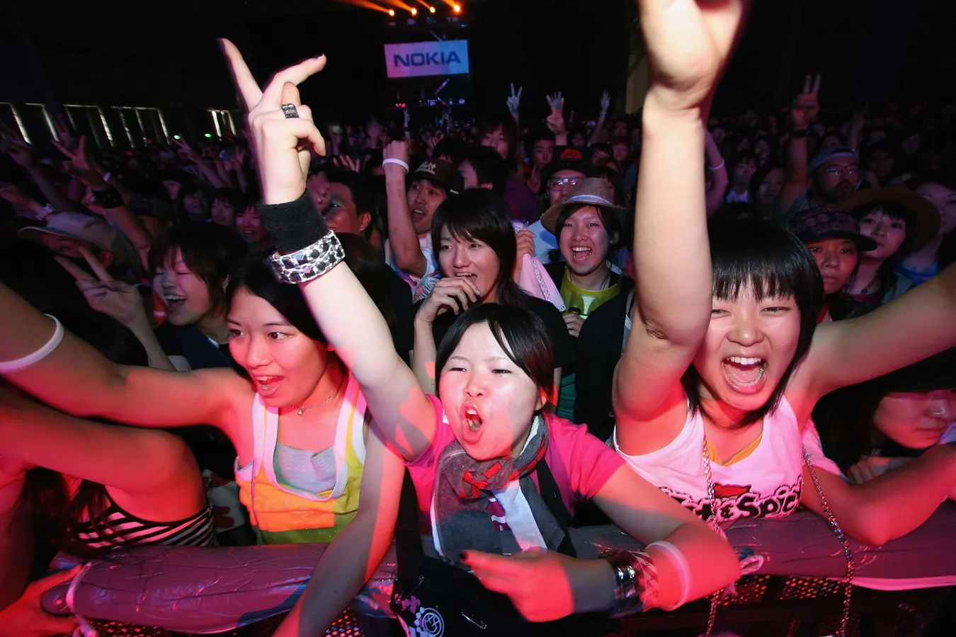 How To Build Your First 100 Fans, According To Music Marketing Experts