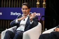 Fight Over AI Will Be Country’s ‘Biggest Political Crisis,’ Former U.S. Energy Advisor Says
