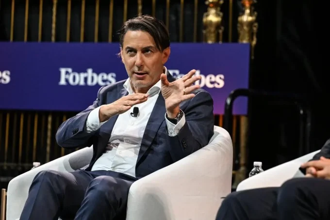 Fight Over AI Will Be Country’s ‘Biggest Political Crisis,’ Former U.S. Energy Advisor Says