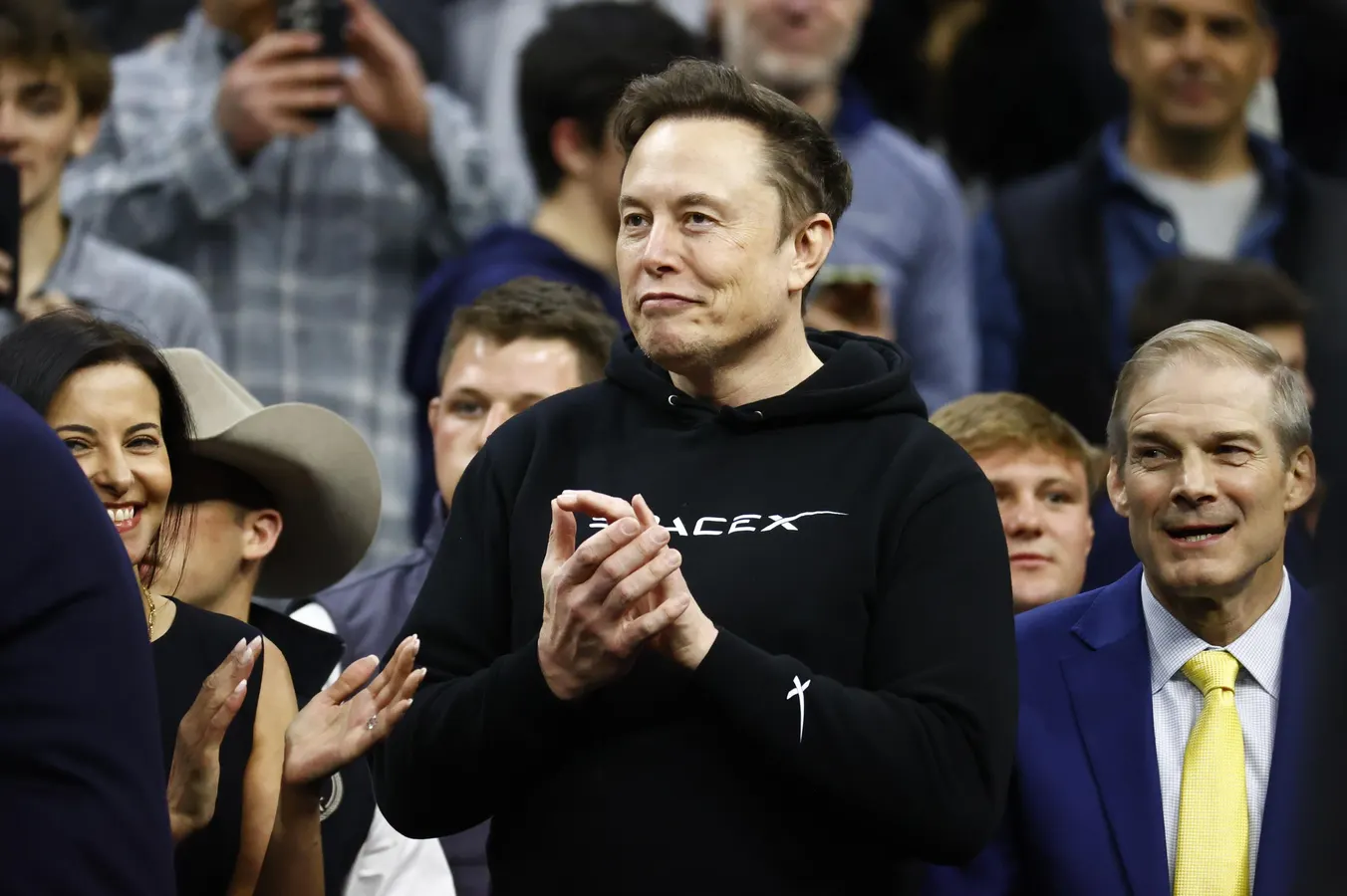 SpaceX Seeking  Billion In IPO