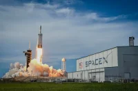 Here’s How To Invest In SpaceX IPO—And The Big Risks