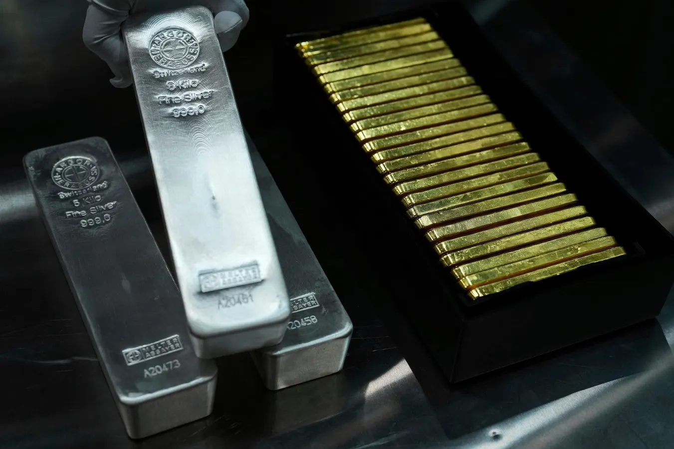Gold And Silver Plunge To Two-Month Low After Strong Jobs Data