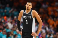Spurs’ Victor Wembanyama Shrinking Vs Knicks In NBA Finals