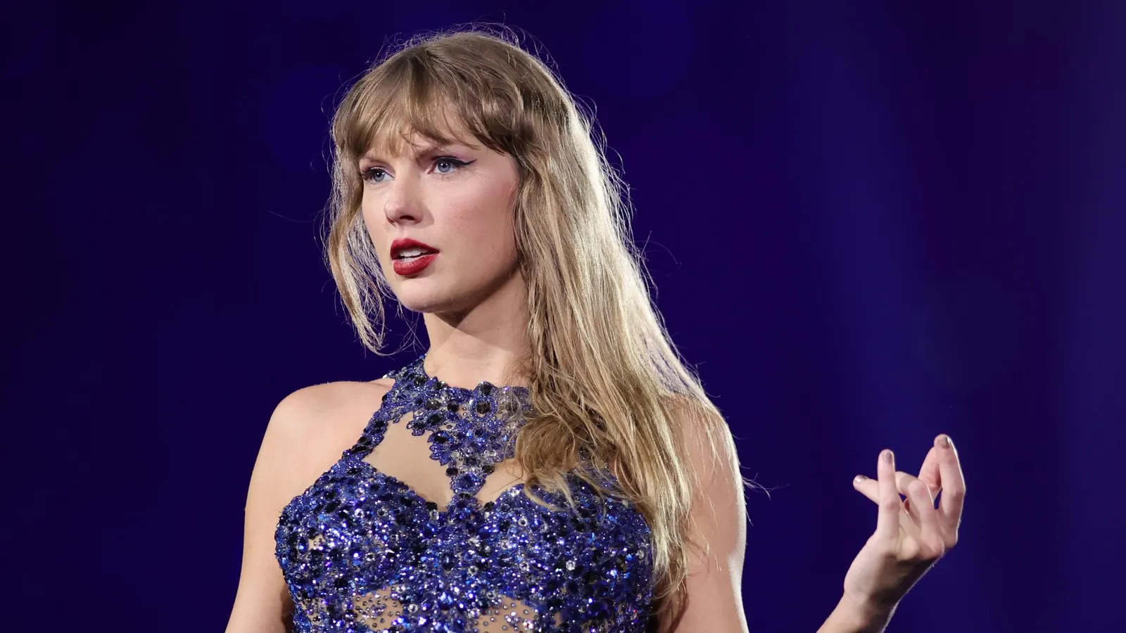Taylor Swift’s Album Returns After Slipping Off The Charts For The First Time