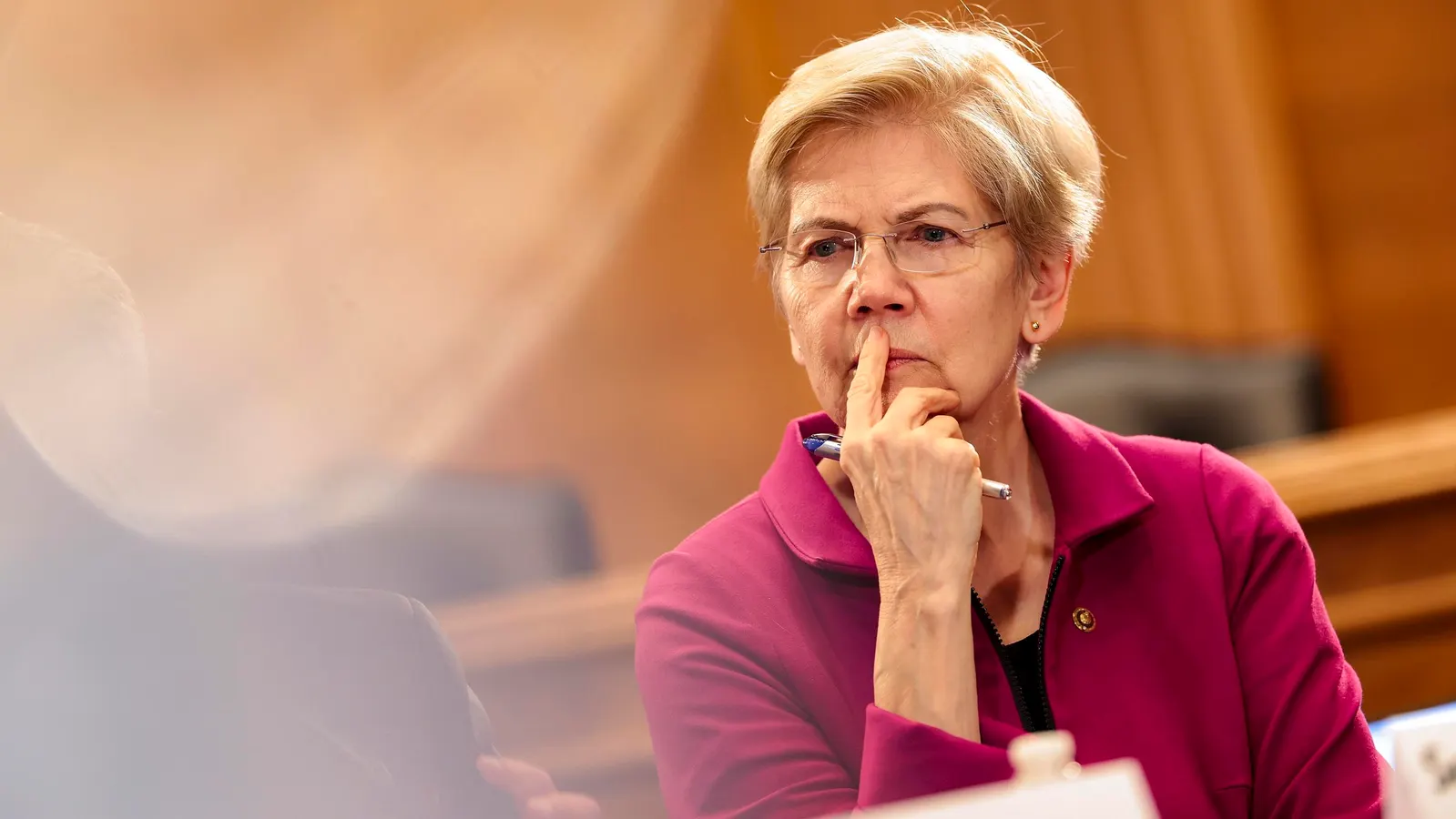Elizabeth Warren Pleads For Delay (Live Updates)