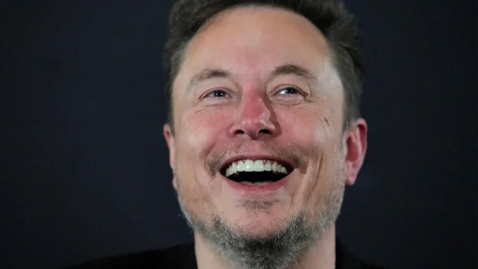 How Elon Musk Just Became The World's First Trillionaire