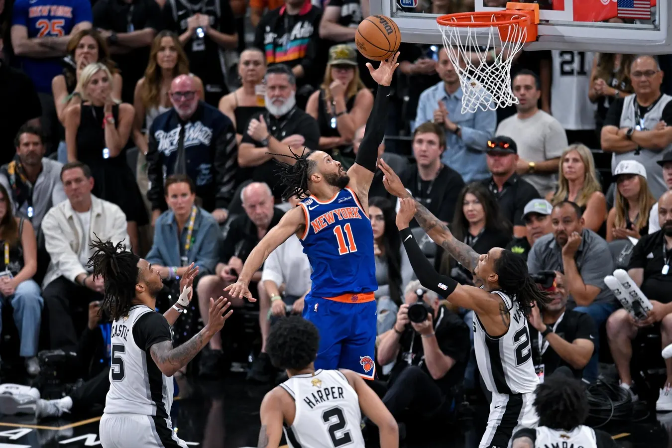 Jalen Brunson Scores 45 Points As Knicks Win First Title Since 1973