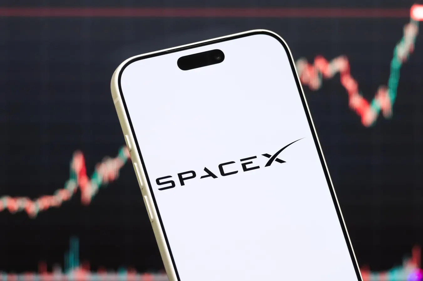 SpaceX Shares Soar Again In Premarket As It Inches Towards .75 Trillion Market Cap