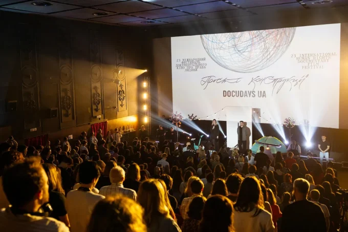 Kyiv Hosts Documentary Film Festival Amid Air Raid Alerts And Ongoing Russian Strikes