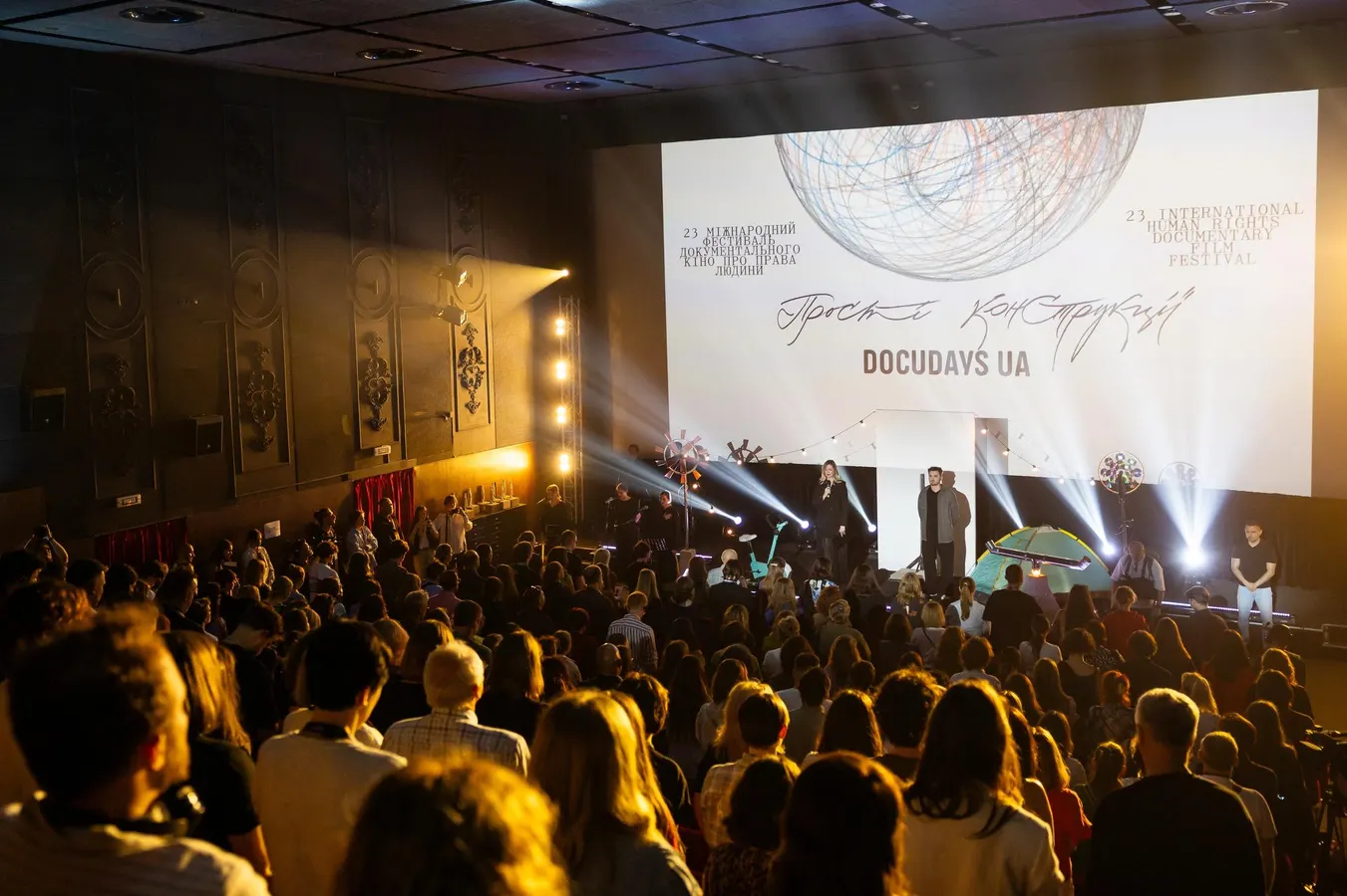 Kyiv Hosts Documentary Film Festival Amid Air Raid Alerts And Ongoing Russian Strikes